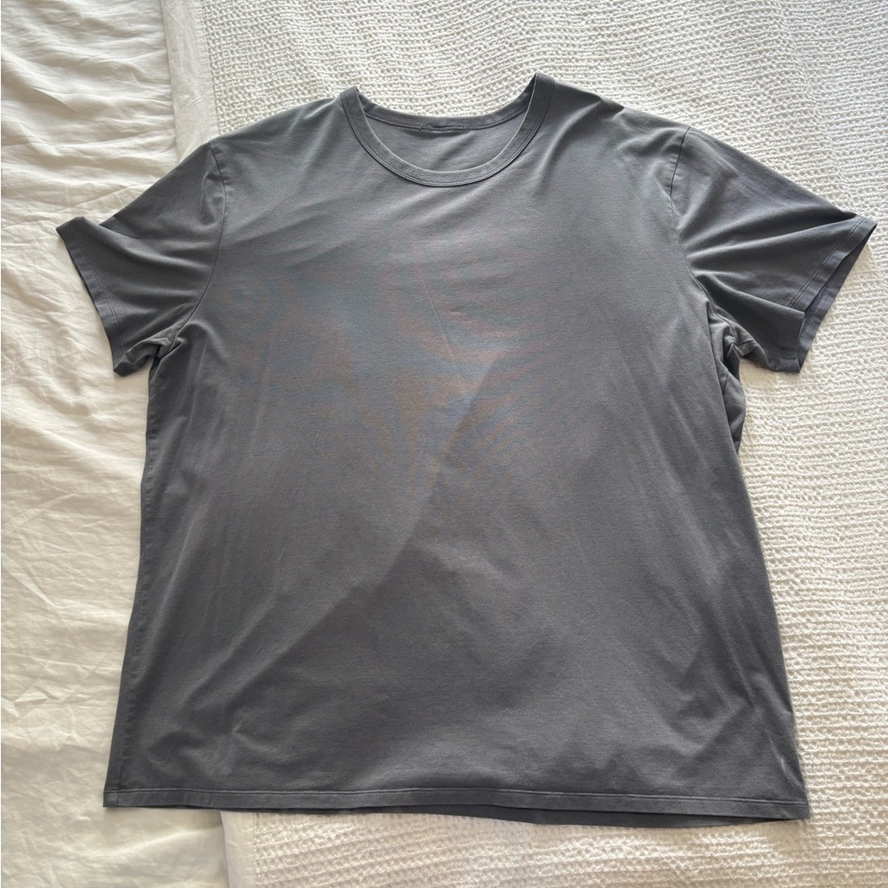 lululemon athletica Men’s Charcoal Short Sleeve Tee - XL